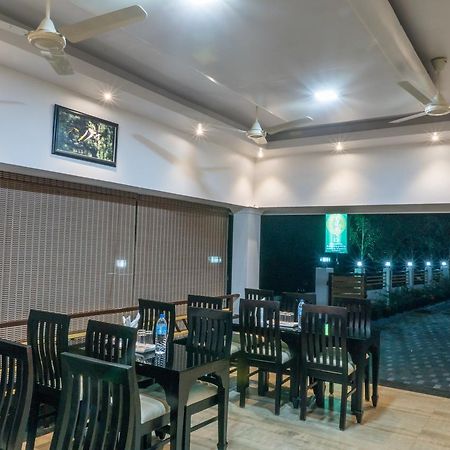 Clirind Resort Athirappilly Exterior foto