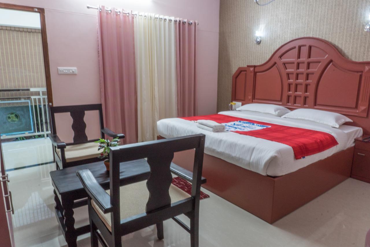 Clirind Resort Athirappilly Exterior foto